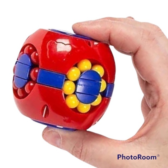 ❤️ FIDGET FUN MAGIC CUBE TOY ❤️ - Picture 2 of 6